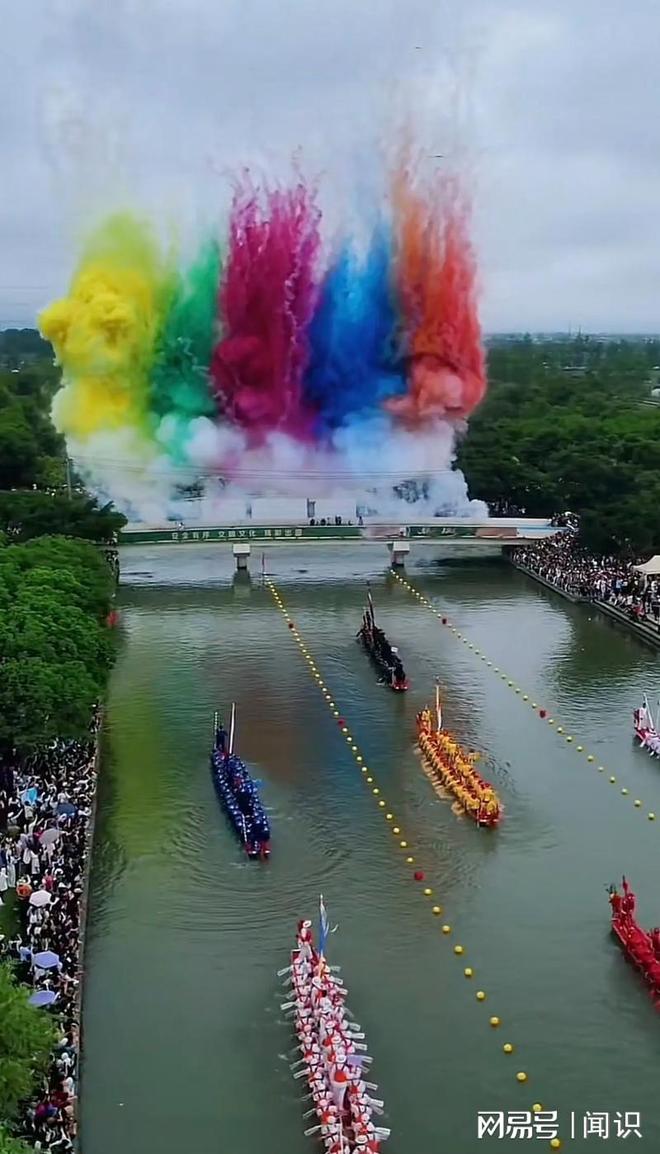 ：大摆龙舟宴记入族谱三千万买新船j9国际猎德村“洋人扒龙舟”后续(图10)